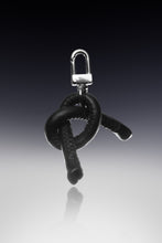 Load image into Gallery viewer, Knot Keychain #1